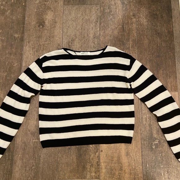 H&M long sleeve sweater - Picture 1 of 1